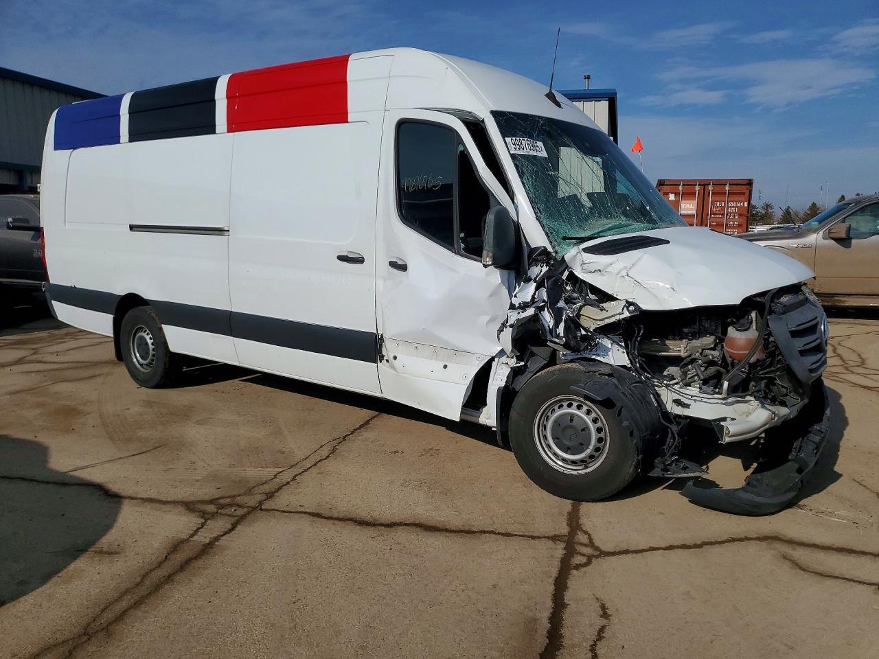 2021 Mercedes Benz Sprinter 2500 Delivery Van - Фото 4