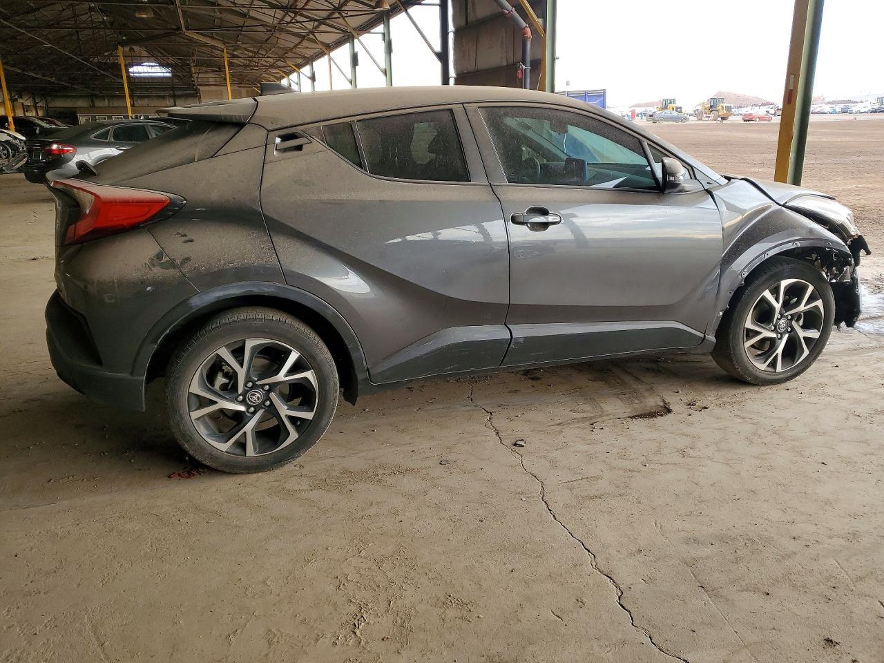 2021 Toyota C-Hr Xle - Image 3