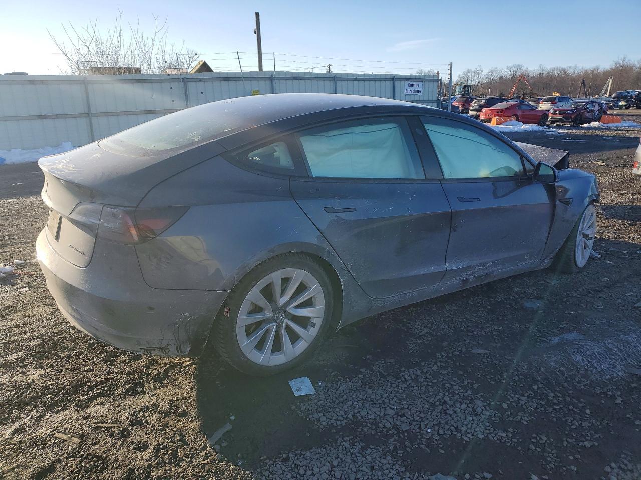 2023 Tesla Model 3 - Image 3