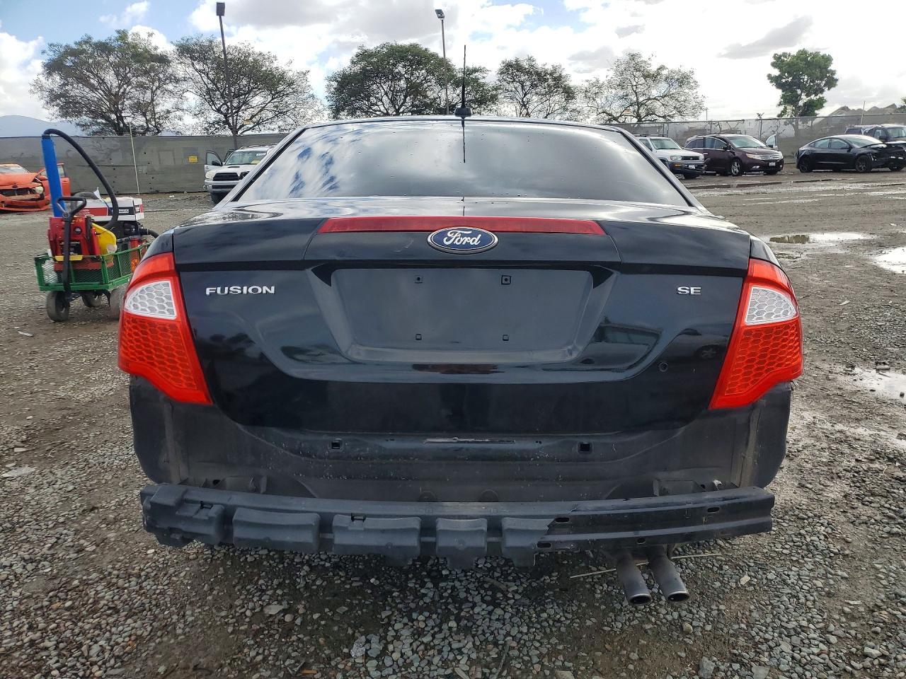 2012 Ford Fusion Se - Фото 6