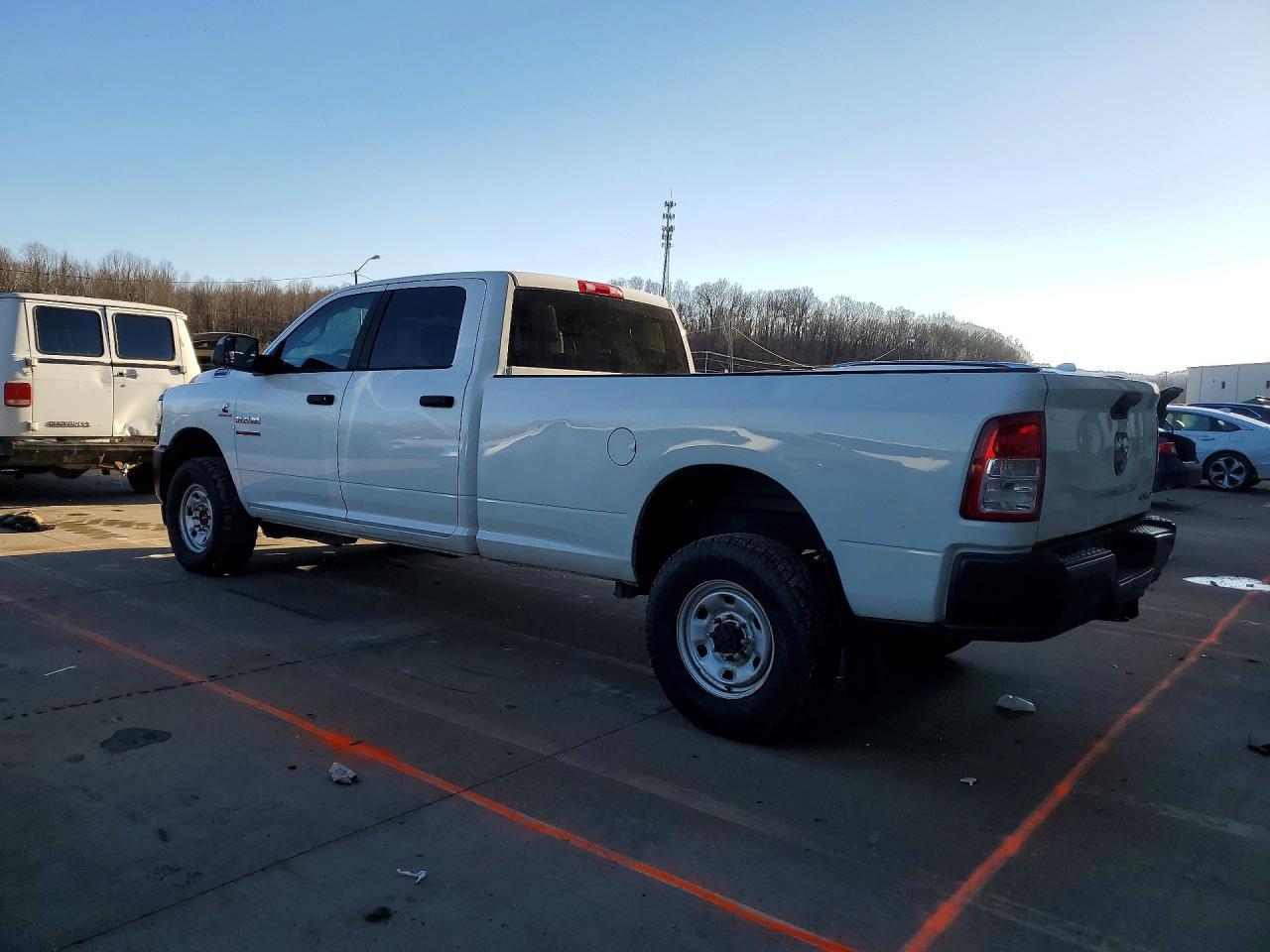 2019 Ram 2500 Tradesman - Image 2