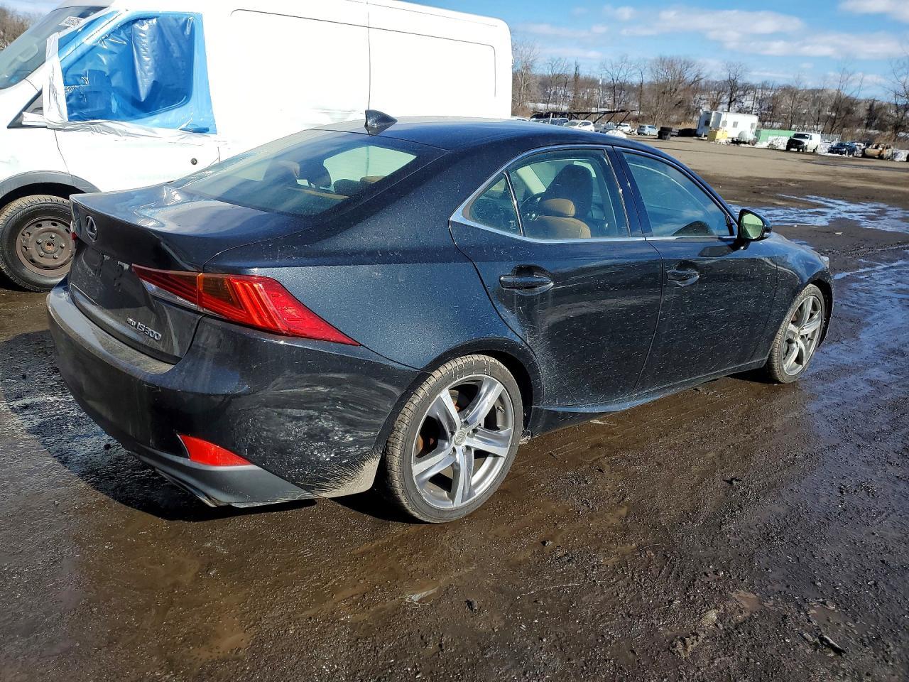 2017 Lexus Is 300 - Image 3