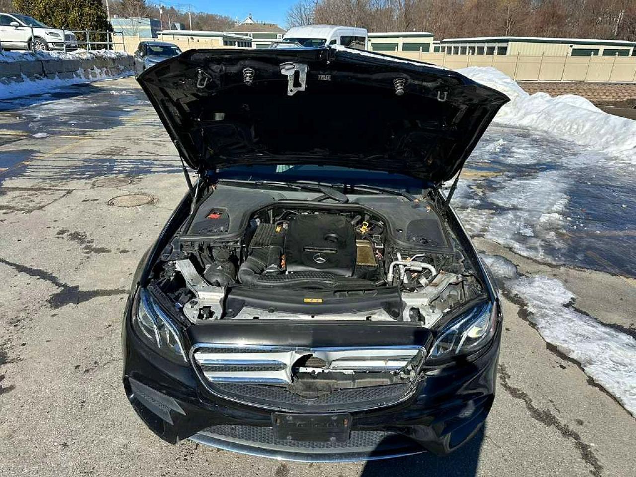 2017 Mercedes-Benz E 300 4Matic - Фото 5