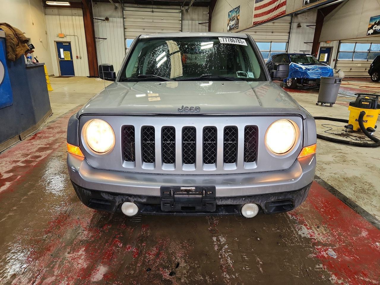 2016 Jeep Patriot Latitude - Image 5