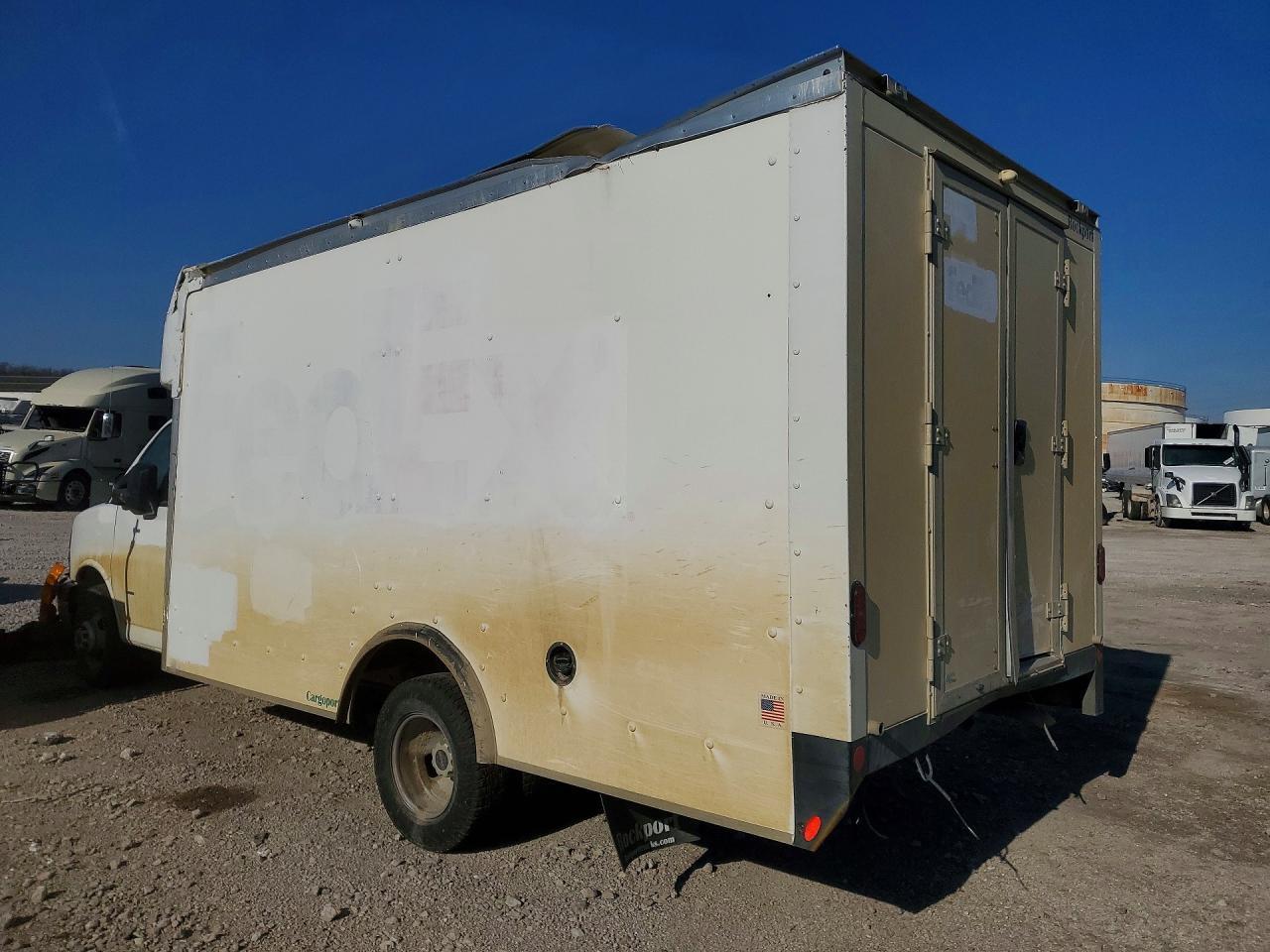 2023 GMC Savana Cutaway G3500 - Image 2