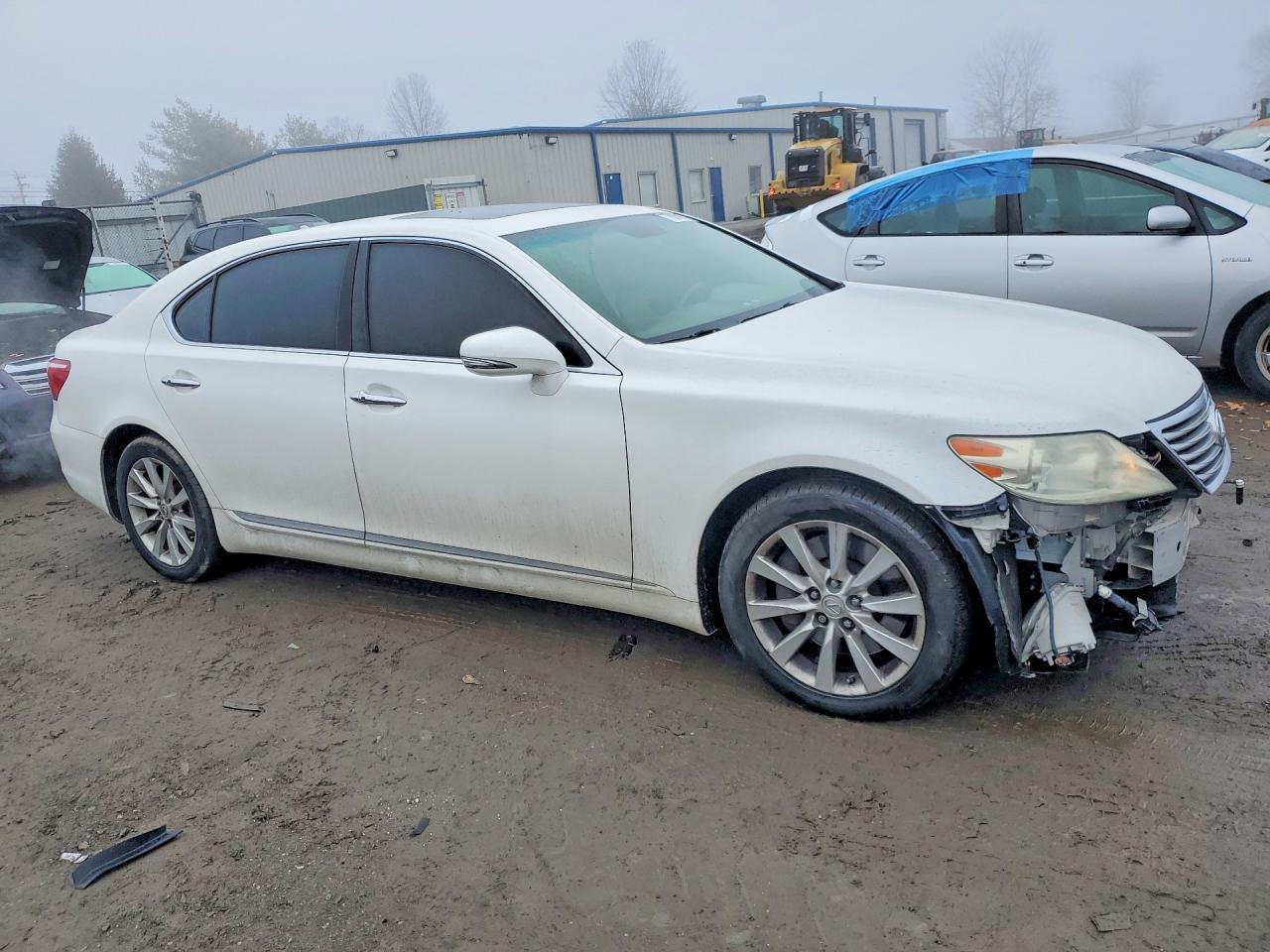 2011 Lexus Ls 460 L - Image 4