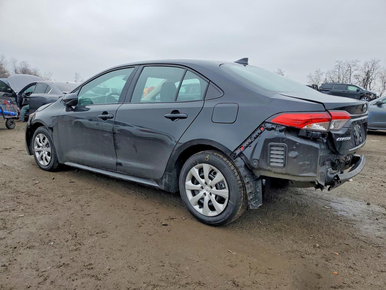 2024 Toyota Corolla Le - Фото 2