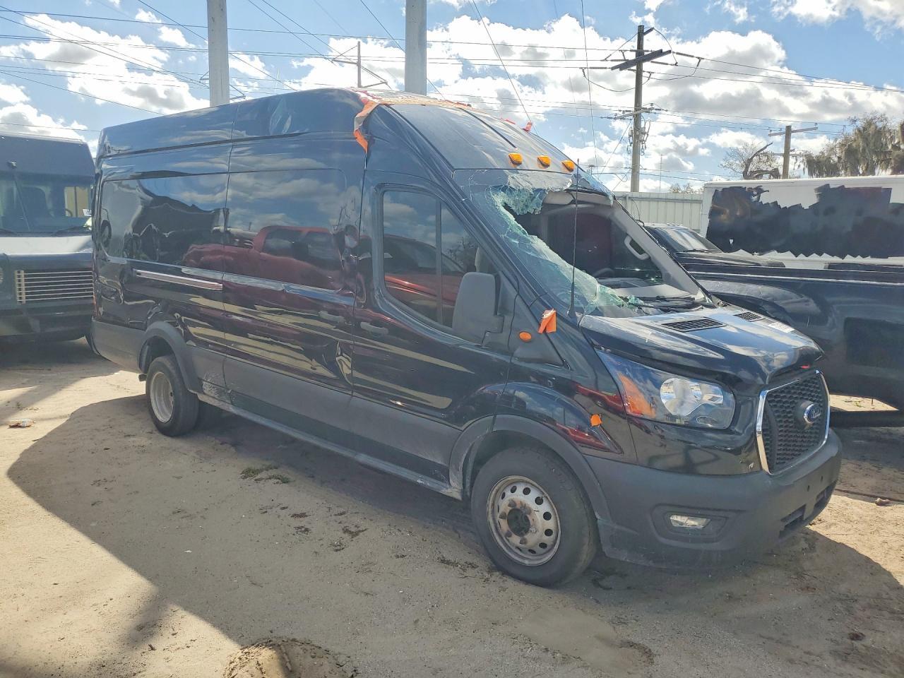 2023 Ford Transit 350 Hd Delivery Van - Фото 4