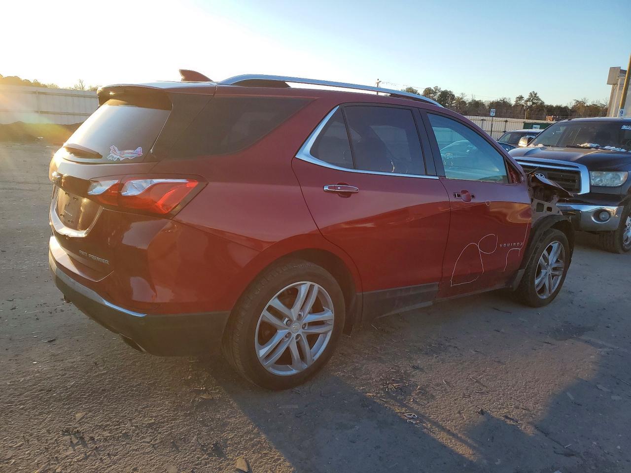 2019 Chevrolet Equinox Premier - Фото 3