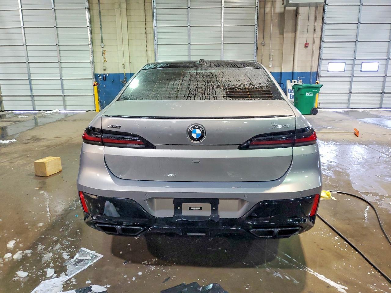 2023 BMW 760 Xi - Image 6