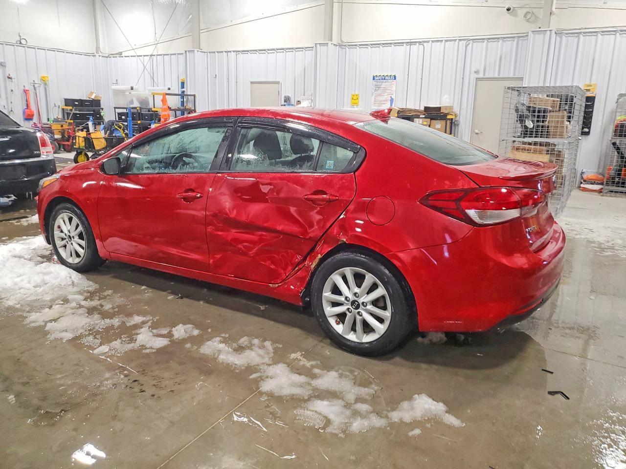 2017 Kia Forte S - Фото 2