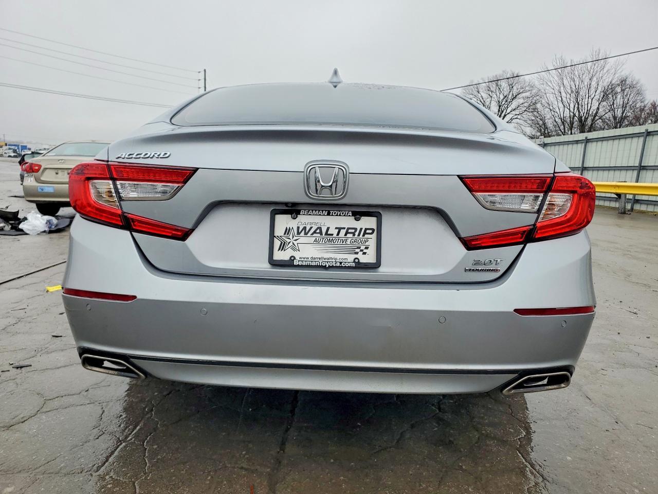 2018 Honda Accord Touring - Image 6