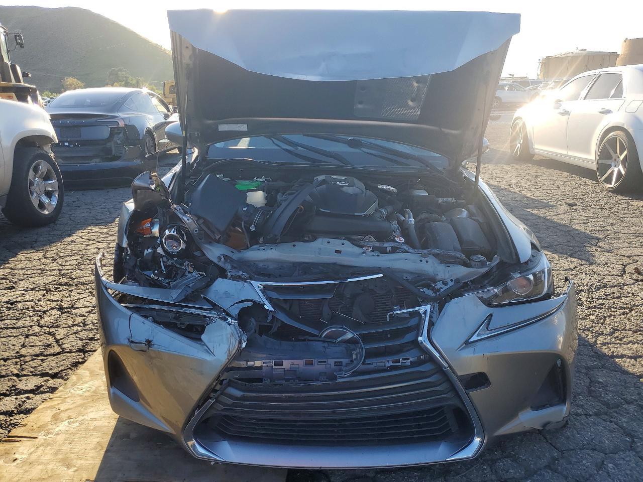 2018 Lexus Is 300 Base - Image 5