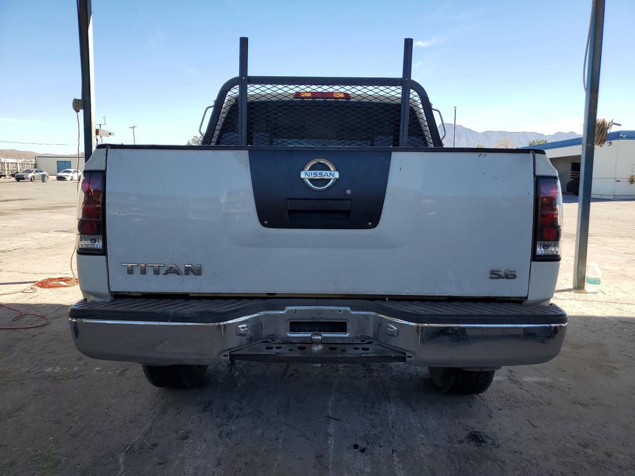2005 Nissan Titan - Image 6