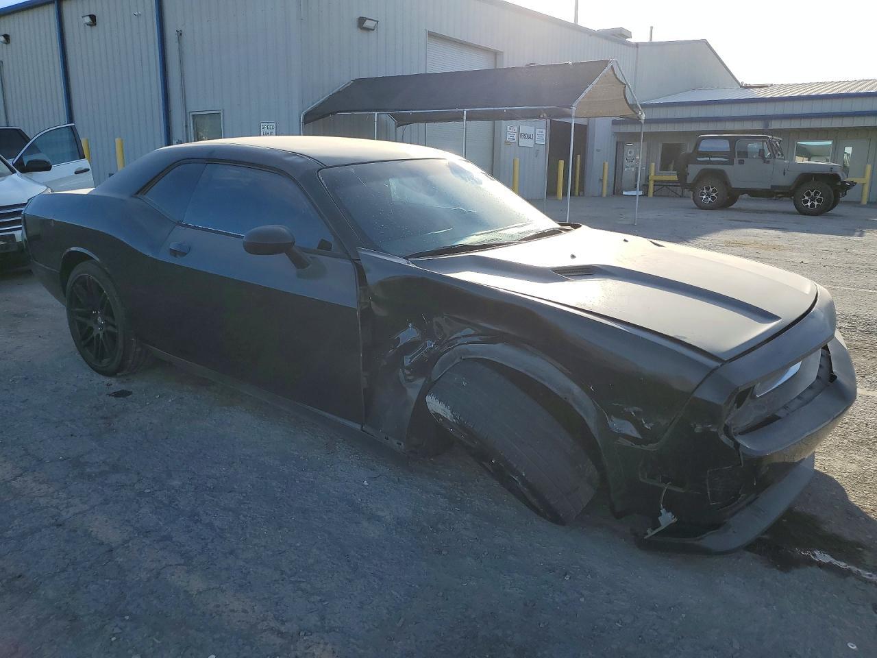 2014 Dodge Challenger Base - Фото 4