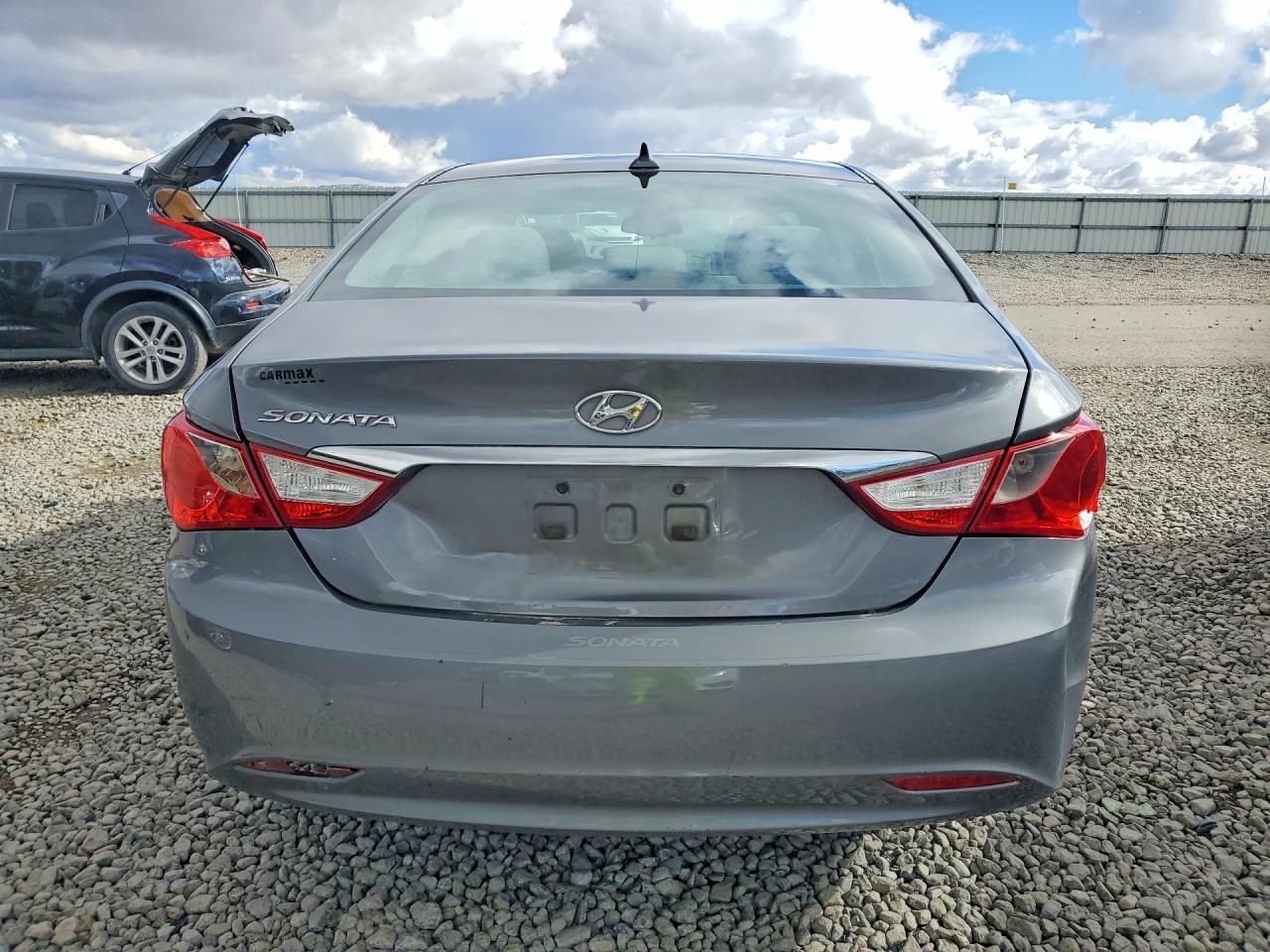 2012 Hyundai Sonata Gls - Image 6
