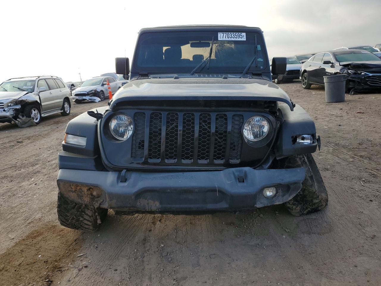 2020 Jeep Gladiator Sport - Фото 5