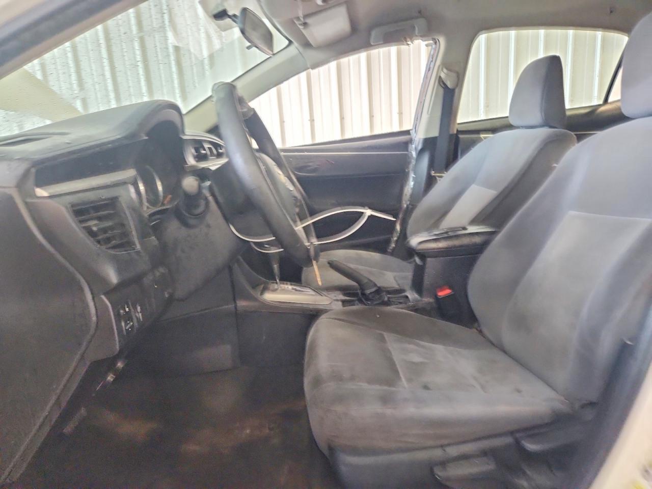 2014 Toyota Corolla L - Image 7