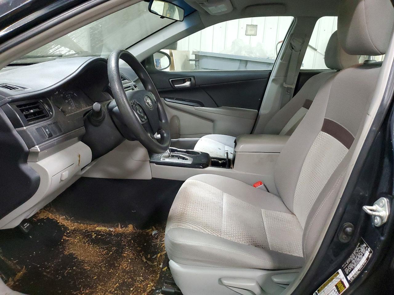 2014 Toyota Camry Le - Фото 7