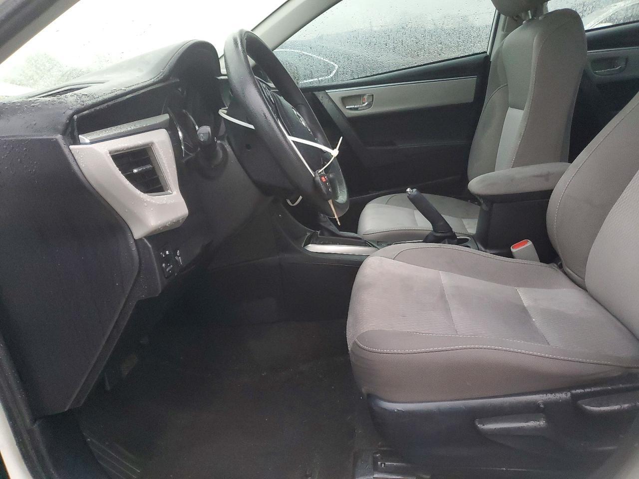 2015 Toyota Corolla L - Фото 7