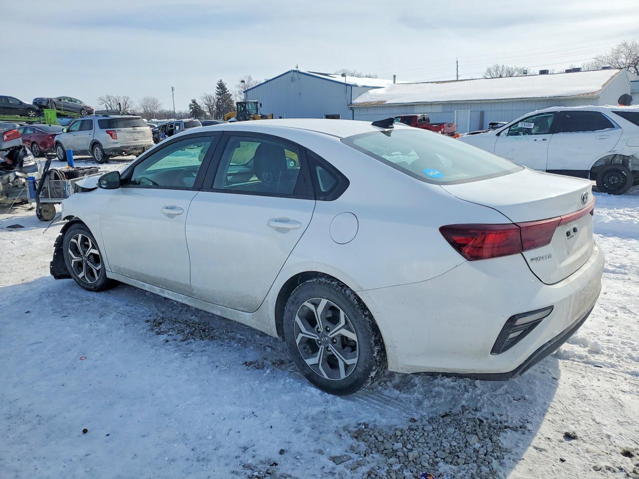 2021 Kia Forte Fe - Фото 2