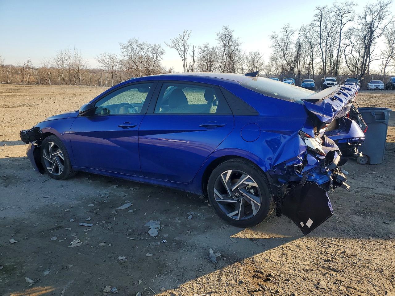 2025 Hyundai Elantra Hybrid Sel Sport - Фото 2