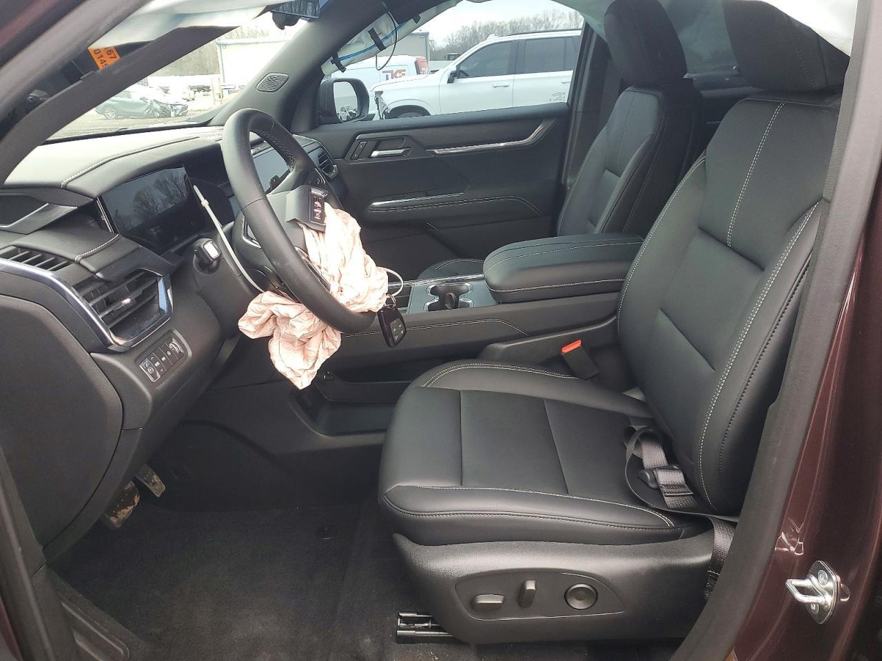 2025 GMC Acadia Elevation - Image 7