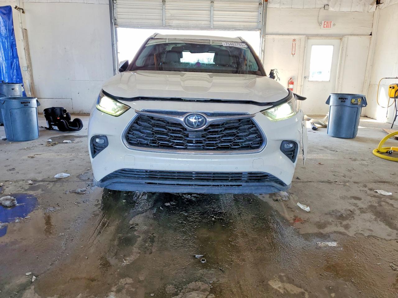 2020 Toyota Highlander Limited - Фото 5