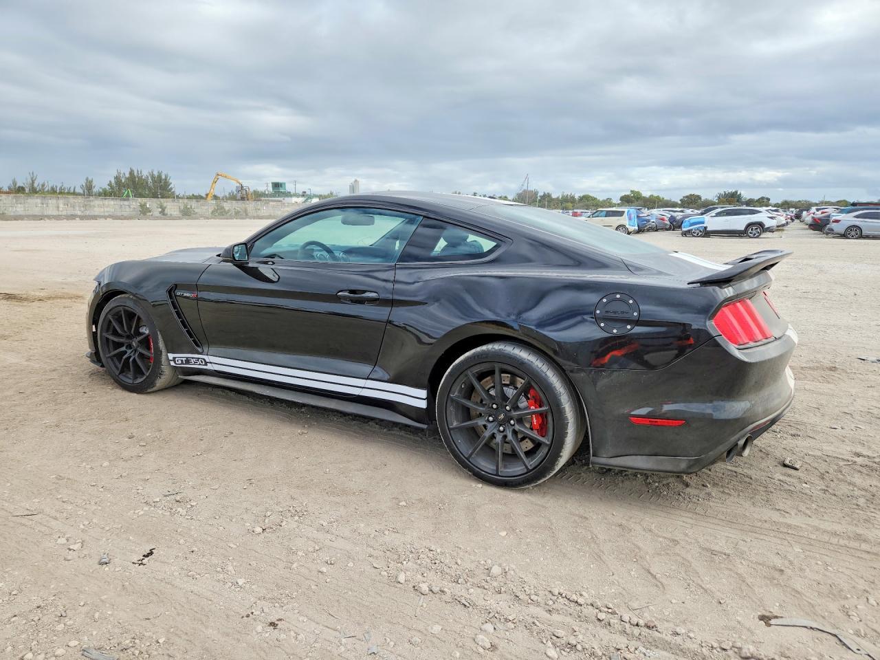 2016 Ford Mustang Shelby Gt350 - Image 2