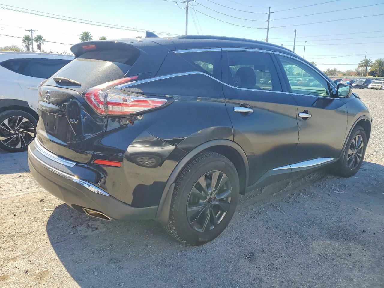 2017 Nissan Murano S - Image 3