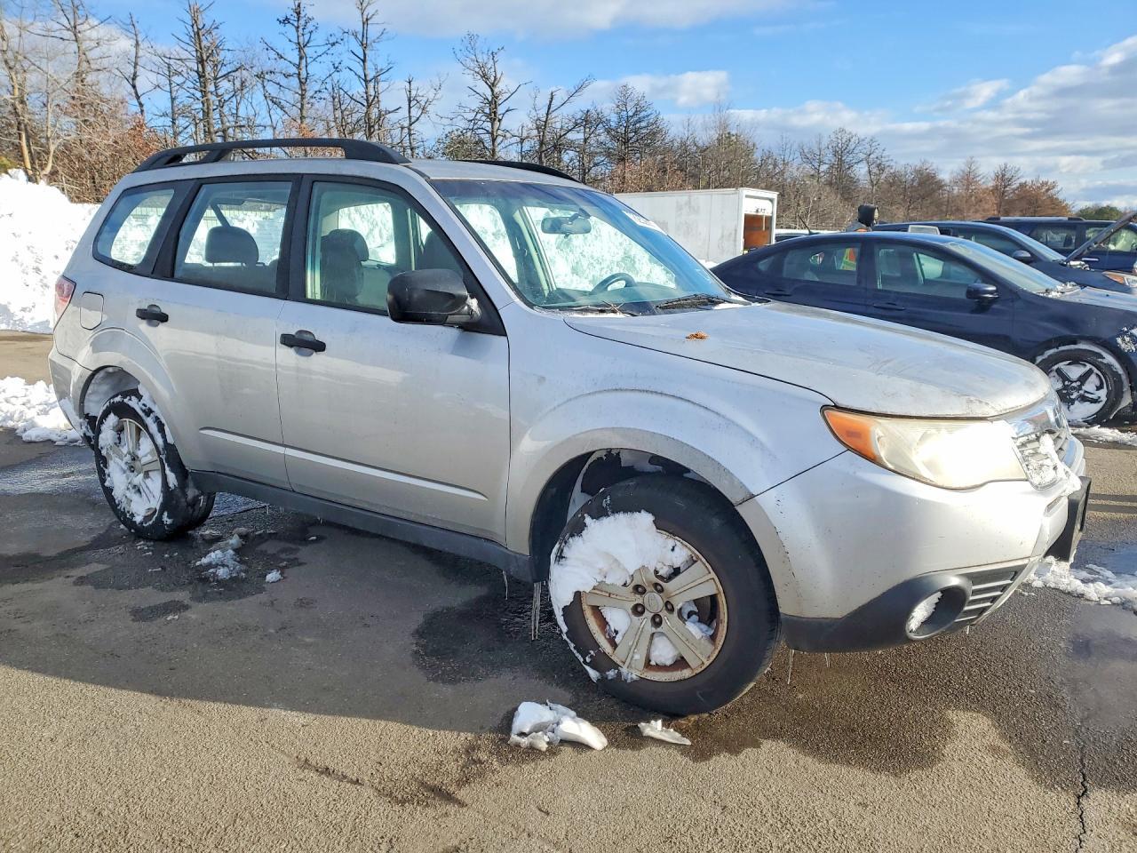 2010 Subaru Forester Xs - Image 4