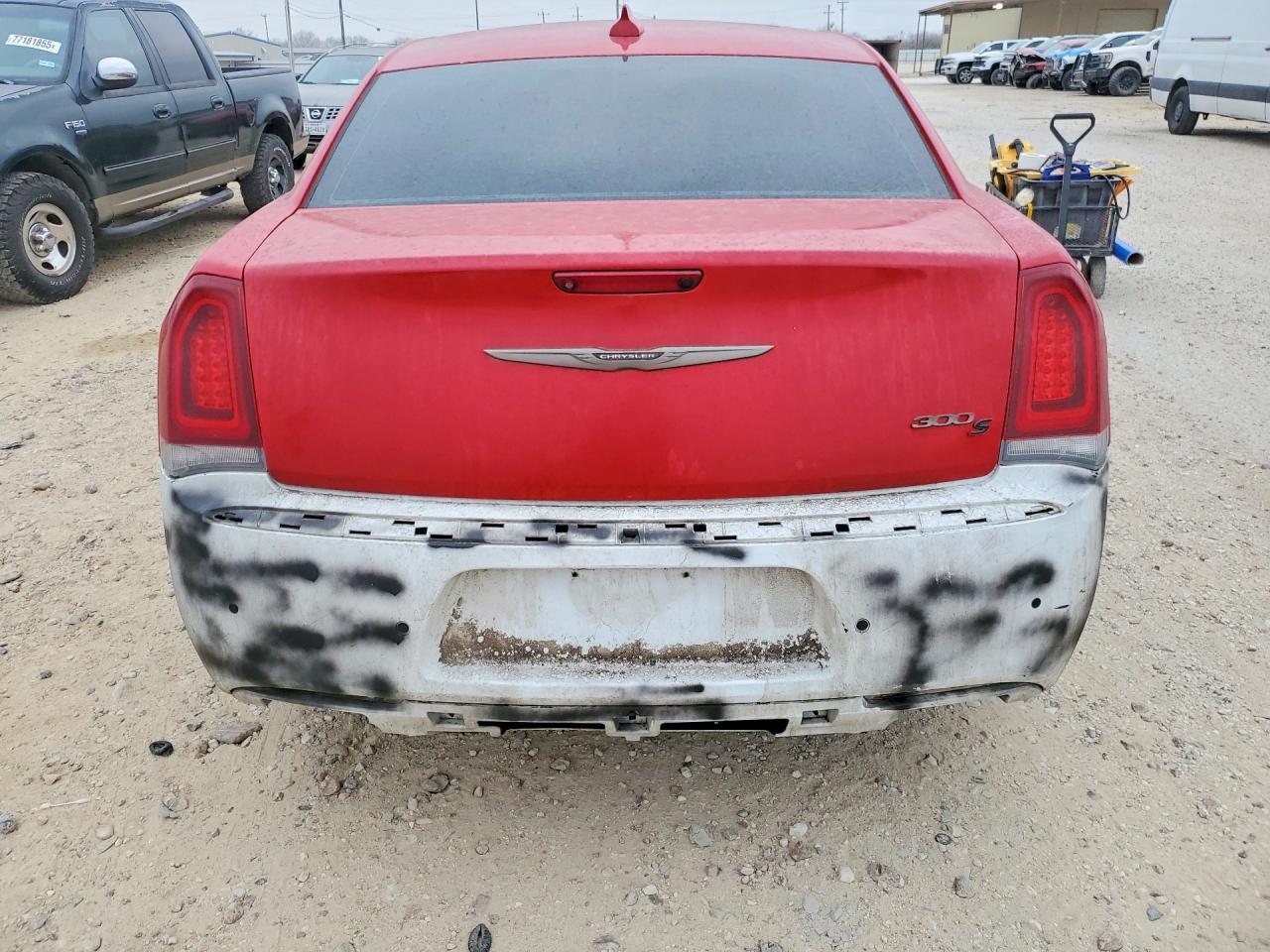 2017 Chrysler 300 S - Image 6