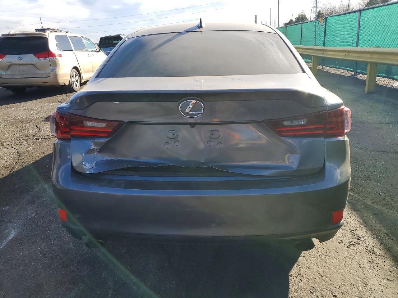 2015 Lexus Is 250 - Image 6