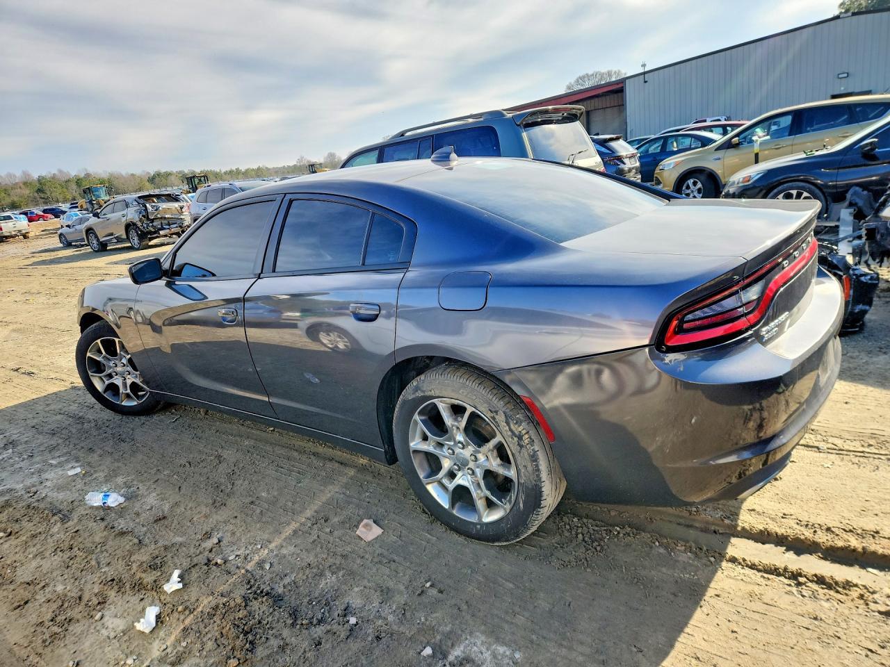 2016 Dodge Charger Sxt - Image 2