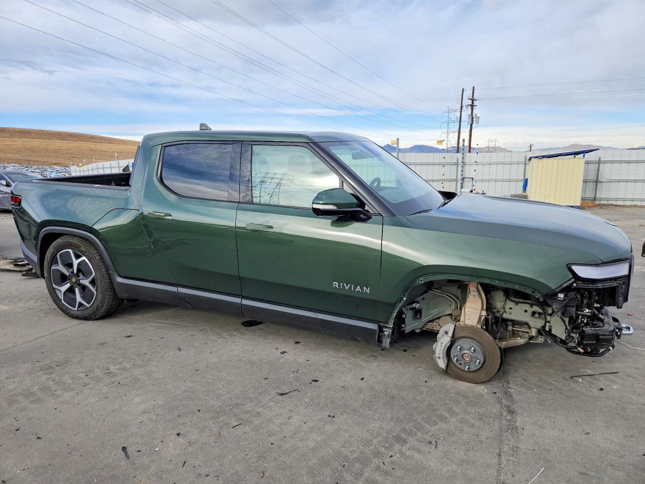 2023 Rivian R1T Adventure - Фото 4