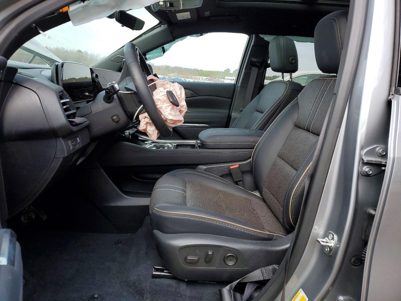 2025 Chevrolet Traverse High Country - Фото 7