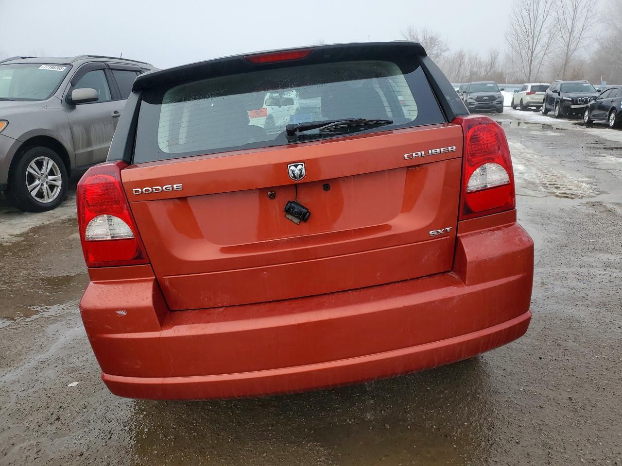 2009 Dodge Caliber Sxt - Image 6
