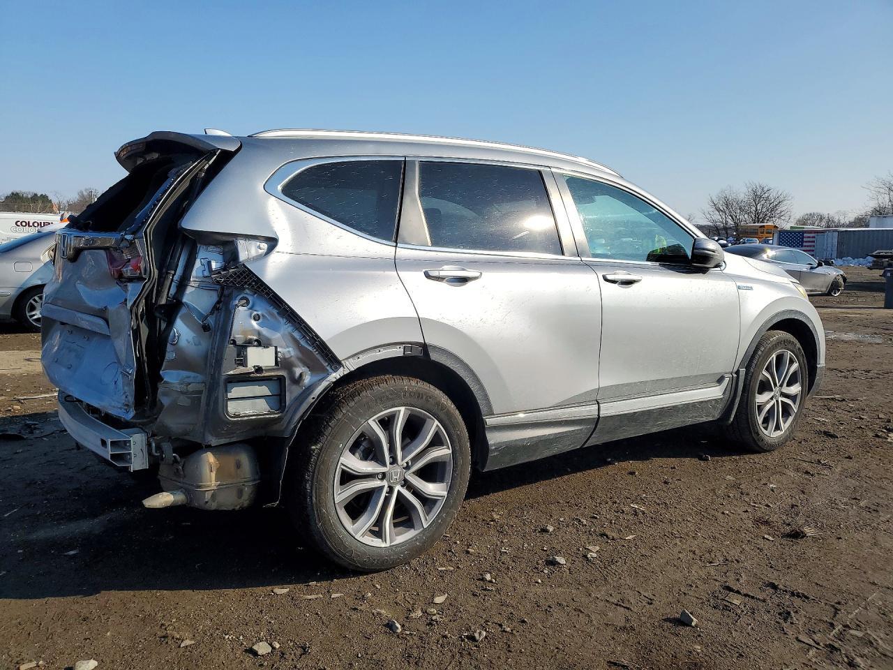 2022 Honda Cr-V Touring - Image 3