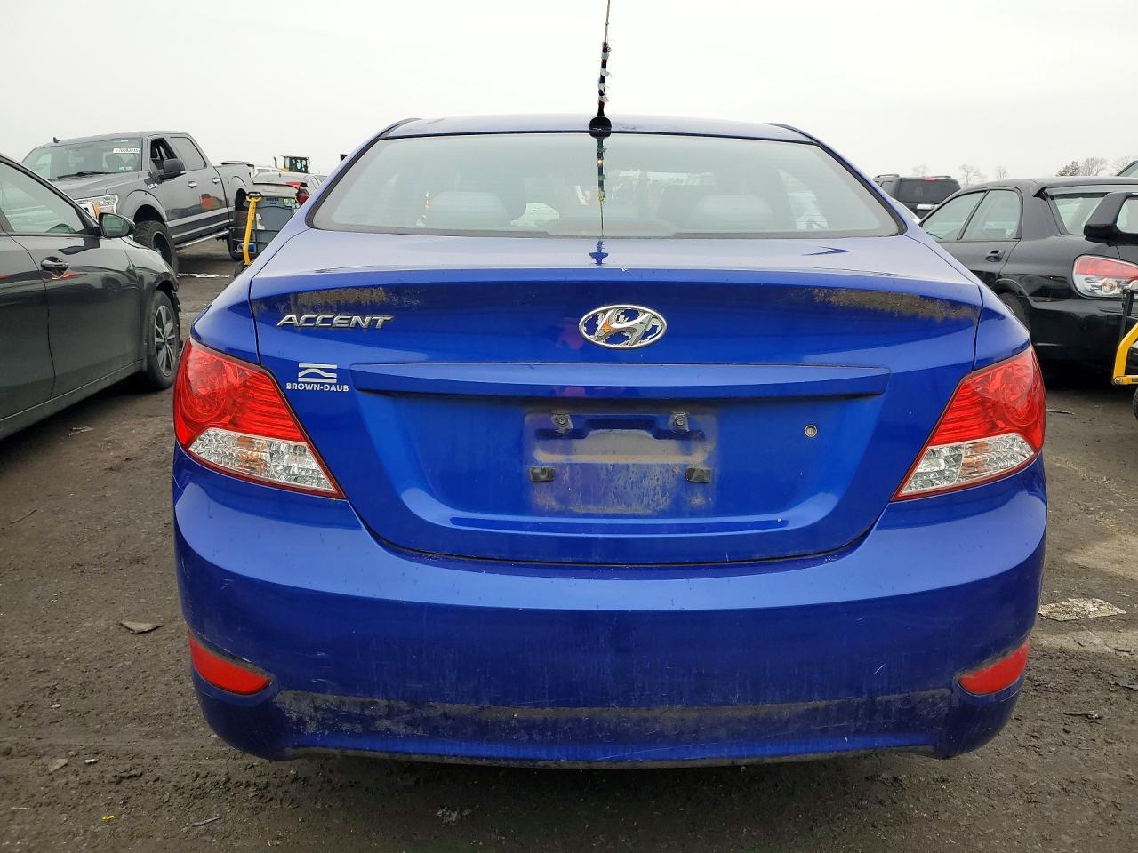 2013 Hyundai Accent Gls - Фото 6