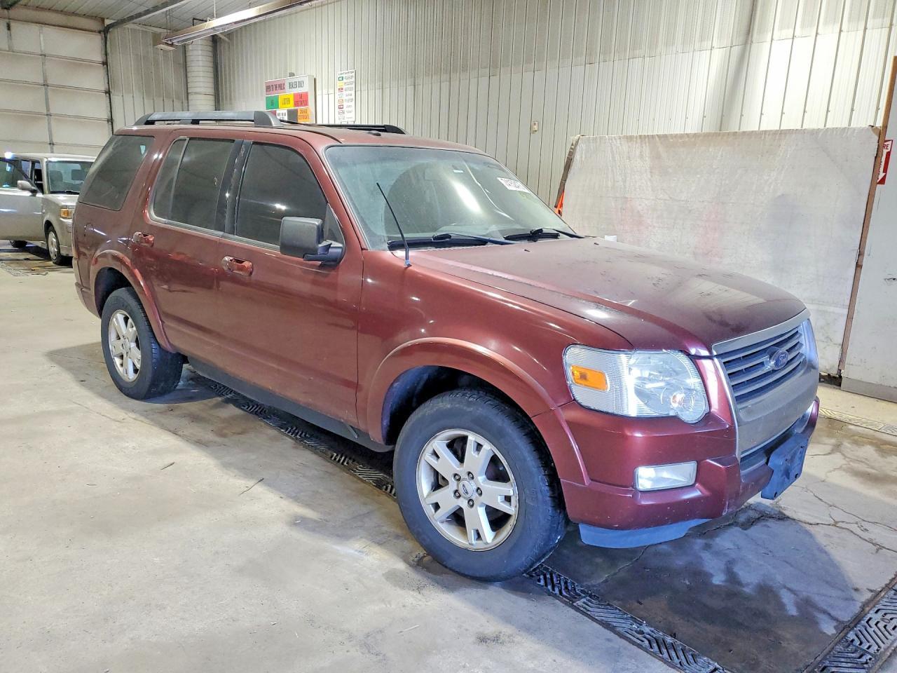 2010 Ford Explorer Xlt - Фото 4