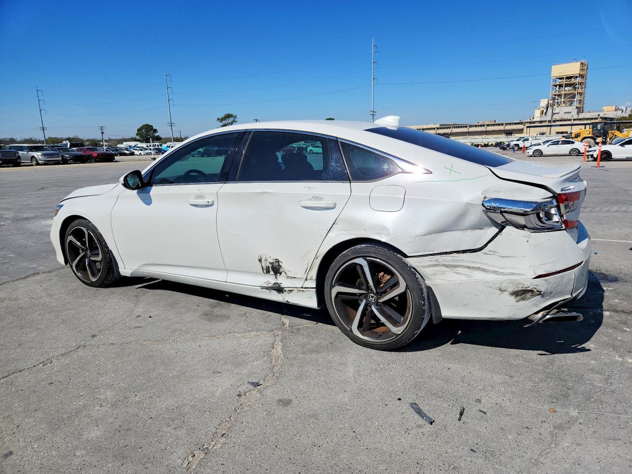 2018 Honda Accord Sport - Фото 2