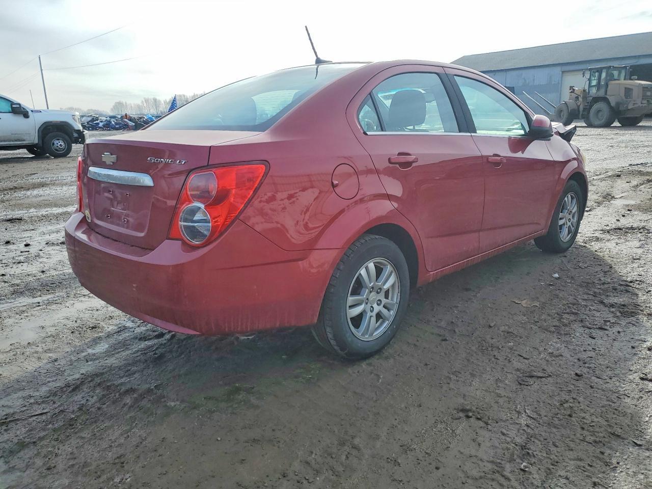2013 Chevrolet Sonic Lt - Image 3