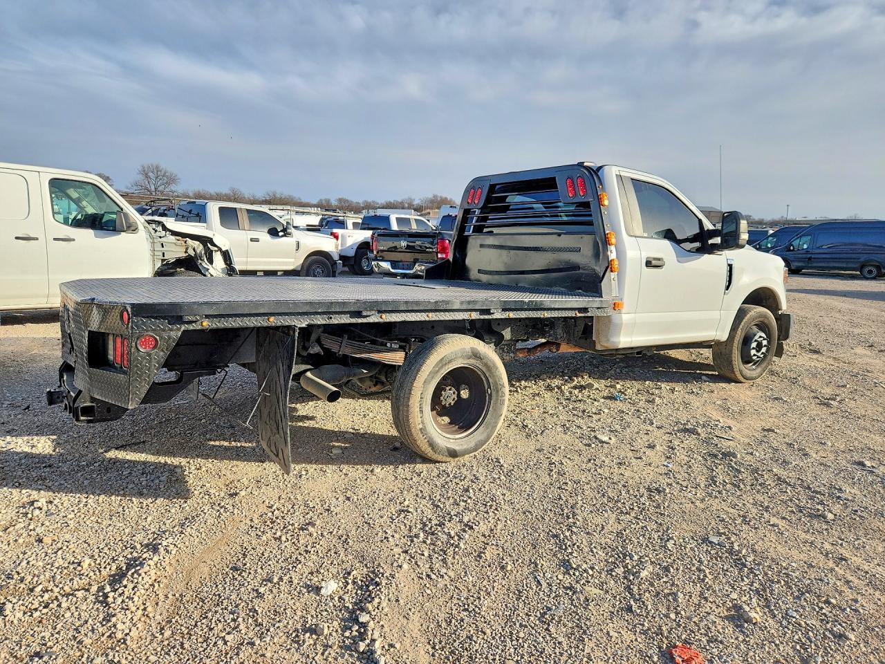 2022 Ford F350 Super Duty Flatbed Truck - Image 3