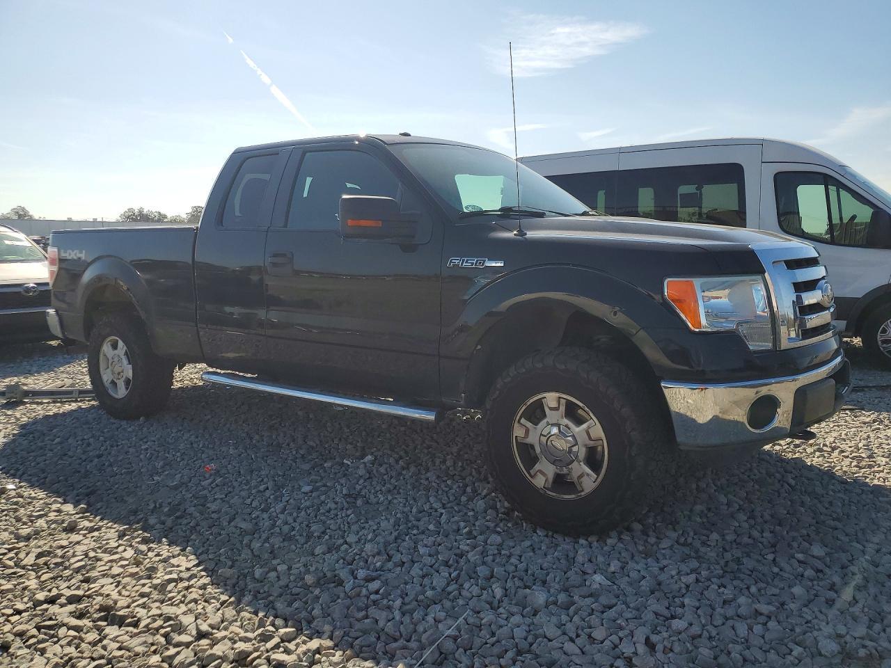 2011 Ford F150 Super Cab - Фото 4