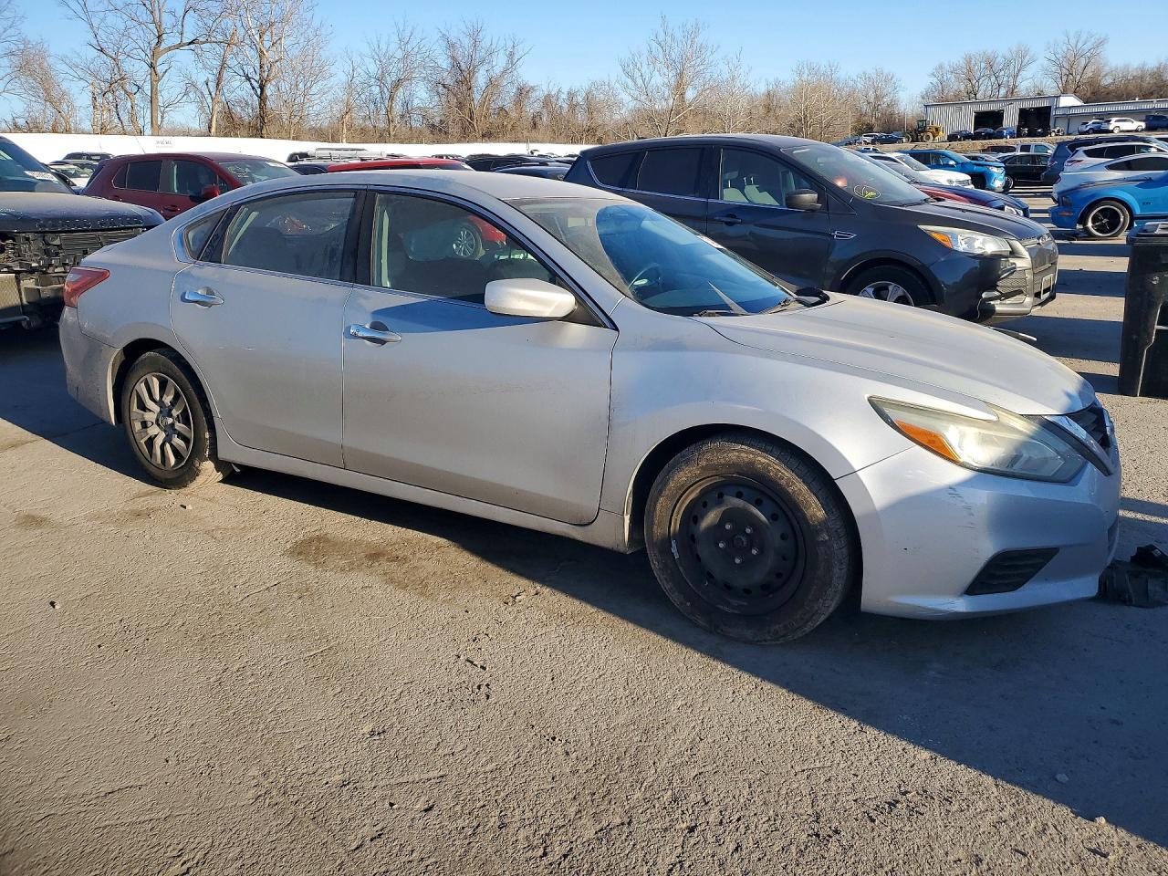 2018 Nissan Altima 2.5 S - Фото 4