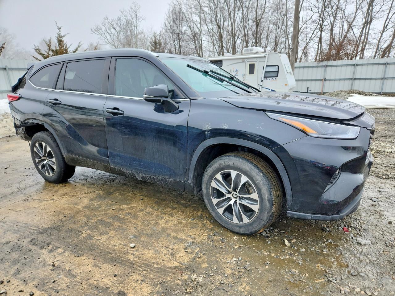 2023 Toyota Highlander L - Фото 4