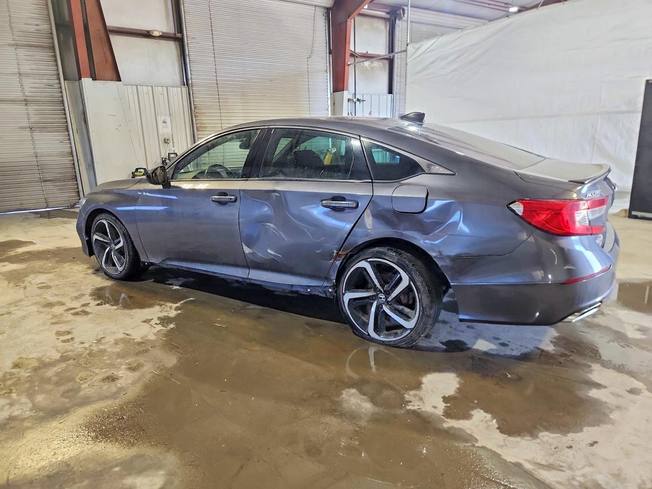2018 Honda Accord Sport - Фото 2