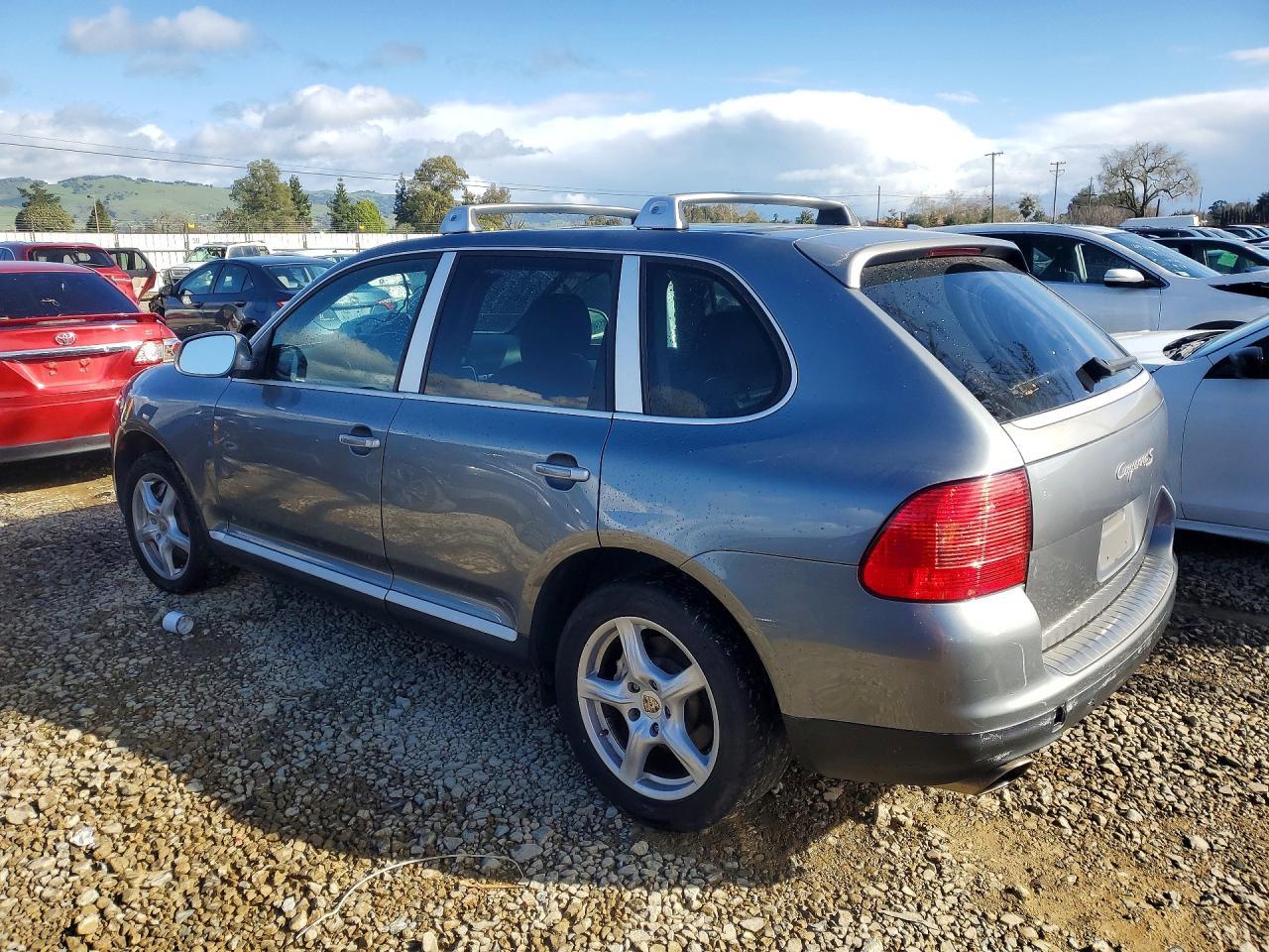 2004 Porsche Cayenne S - Фото 2