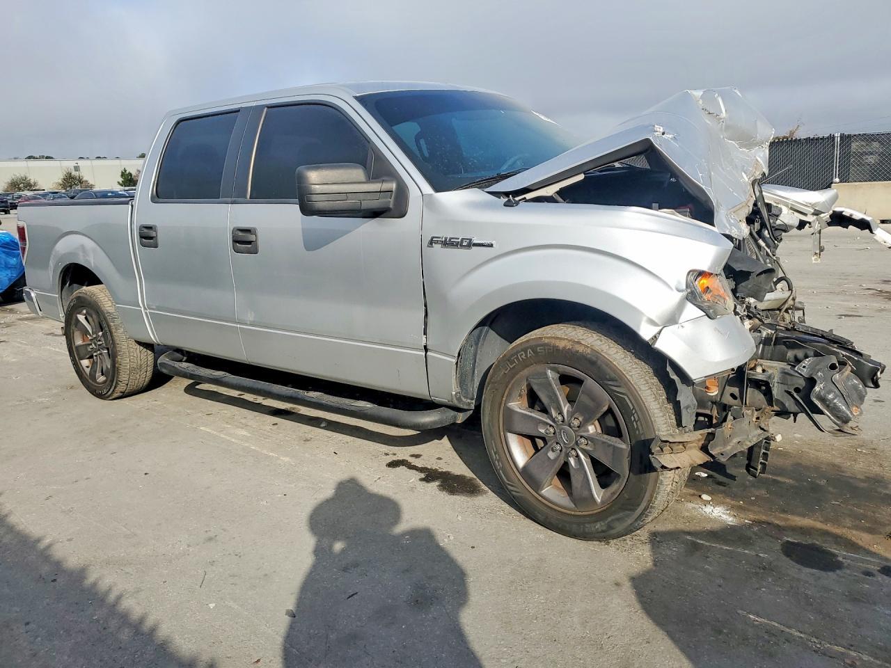 2013 Ford F150 Supercrew - Фото 4