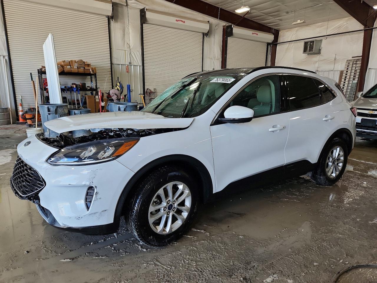 2020 Ford Escape Se